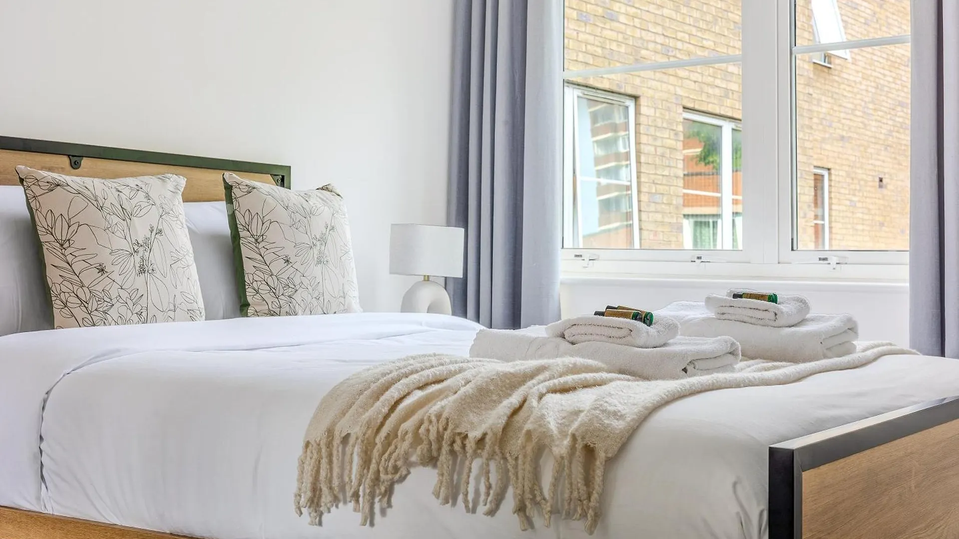 Welcoming 2Br Near London Bridge, Shard, Borough Apartment